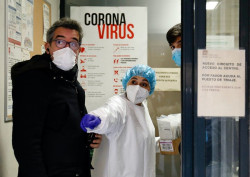 M&eacute;dicos de Familia coinciden en tratar la COVID-19 como la gripe: "La inmunidad y &oacute;micron lo permiten"