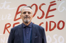 Miguel Bos&eacute; anuncia su regreso a los escenarios ocho a&ntilde;os despu&eacute;s, con once conciertos en Espa&ntilde;a en el verano de 2025