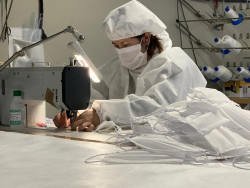  Moncloa niega que este bloqueando la llegada de material sanitario a Madrid