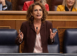 Montero asegura que habr&aacute; responsabilidades judiciales con Maz&oacute;n pero calla que Sanchez puede acabar en el Tribunal Supremo por su mujer