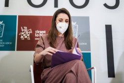 Montero dice que la culpa de la situaci&oacute;n de la mujer lo tiene el sistema judicial patriarcal.
