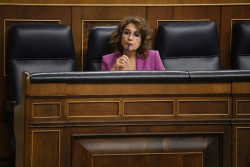 Montero reconoce que no sab&iacute;an que Junts iba a tumbar los objetivos de estabilidad y asegura que la volver&aacute;n a presentar