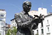 Moreno reivindica el legado de Lorca en el 90 aniversario de su asesinato:"Leer su obra es conocer el alma de Andaluc&iacute;a"