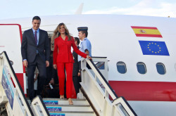 Movilizan un Falc&oacute;n, el mismo que llev&oacute; a Yolanda a ver al Papa, y un helic&oacute;ptero para qu&eacute; S&aacute;nchez visite las zonas afectadas por las crecidas del r&iacute;o Ebro