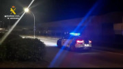 Muere el copiloto de un coche en el que viajaban seis j&oacute;venes: el conductor se fuga y hay tres heridos