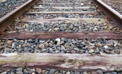  Muere un ciclista tras ser golpeado por un tren en el apeadero de Boo de Guarnizo