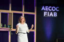  Neira (OMS) avisa de que hay que prevenir "ya" una tercera ola de contagios de Covid-19