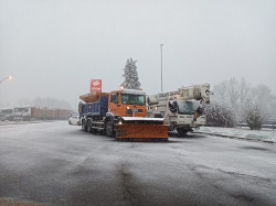 Nieve, viento, fr&iacute;o y olas ponen este s&aacute;bado en riesgo a ocho CCAA, con temperaturas inferiores para la &eacute;poca