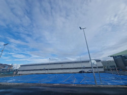 Noja invierte 48.000 euros en la rehabilitación de la pista del complejo Playa Dorada