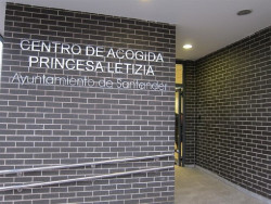 Nueve personas pernoctan en el Princesa Letizia esta noche tras flexibilizar los requisitos