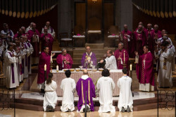 Omella recuerda a Benedicto XVI como "un gran maestro que supo hacer di&aacute;logo entre fe y cultura"