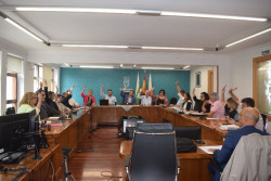 Oposición de Piélagos abandona el Pleno al inicio de la sesión en protesta por "las amenazas" del alcalde Carames