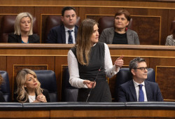 Oposici&oacute;n y socios del Gobierno piden cuentas en el Congreso a la vicepresidenta Aagesen y cinco ministros