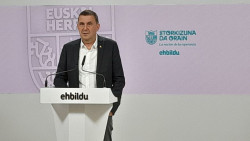 Otegi insta al Gobierno vasco a cumplir la ley y excarcelar a m&aacute;s de cien presos de ETA