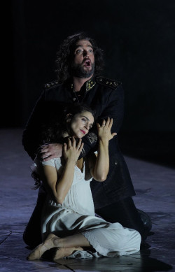 `Otello` vuelve al Teatro Real, de nuevo blanco pese al "mundo woke": "¿Cuánto tiempo se permitirá hacer esto? No lo sé"