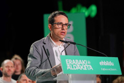 Otxandiano,Bildu,socio de S&aacute;nchez se niega a calificar a ETA como banda terrorista y dice que fue un "grupo armado"