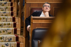 Patxi L&oacute;pez admite que "no le gustan nada" las noticias que est&aacute;n saliendo de &Aacute;balos, pero respeta su derecho de defensa