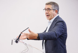 Patxi L&oacute;pez  pide a Aznar "que se calle". (solo puede hablar &eacute;l)