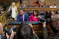 Pedro S&aacute;nchez anuncia por -twiter- que se plantea dimitir, pero no lo hace (carta integra interior)