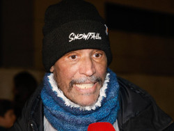 Peris-Mencheta firma libro y obra teatral: "Las víctimas del holocausto no son los perpetradores del holocausto de hoy"