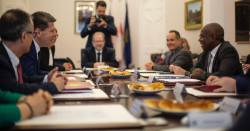 Picardo, gran triunfador, ultima con Lammy los "par&aacute;metros finales" para el acuerdo sobre Gibraltar antes de viajar a Bruselas
