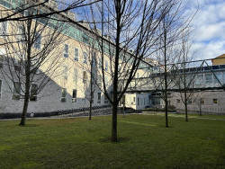 Piden tres años y medio de cárcel para un acusado de traficar con cocaína y agredir a los agentes