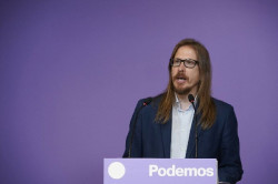 Podemos critica al PSOE por "atrincherarse" con el caso de Leire D&iacute;ez y ve "lamentable" que ministros difundan "bulos"