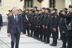 Policías piden la dimisión de Marlaska y ser profesión de riesgo tras los tiroteos en Isla Mayor (Sevilla) y Toledo