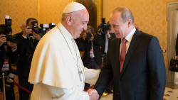 &iquest;Por qu&eacute; el Papa no hace nada para parar la guerra en Ucrania y no condena al invasor Putin? 