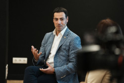 Pradales (PNV) reconoce que le "preocupa" que Pedro S&aacute;nchez tenga la "tentaci&oacute;n de hacer una `pamplonada`"