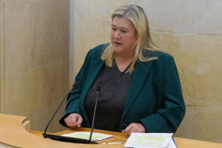  PRC y Vox apoyan en el Parlamento c&aacute;ntabro el plan de choque del PP con 15 medidas para el sector primario