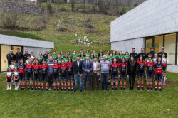 Presentados los equipos del club ciclista Meruelo, con 50 ciclistas y 12 t&eacute;cnicos