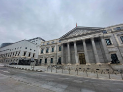 PSOE-Podemos incapaces de sacar adelante sus leyes est&aacute;n  `congeladas` 20 leyes procedentes de decretos urgentes  acumulan ya un a&ntilde;o de par&oacute;n