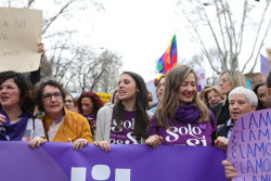 PSOE y Podemos ir&aacute;n a la marcha del 8M que rechaza reformar el s&iacute; es s&iacute; y el PP se suma a las contrarias a la Ley Trans