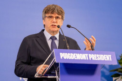 Puigdemont se querella contra el juez Aguirre por presunta prevaricaci&oacute;n y malversaci&oacute;n