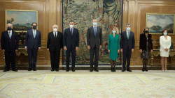 Que el presidente del Tribunal Constitucional pida a los nuevos magistrados que sean decentes es una indecencia.