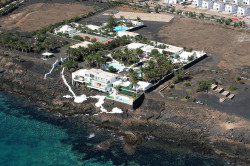 ¡Qué se van los políticos (Sánchez a la Mareta) de vacaciones! ¡Viva! Carlos Magdalena