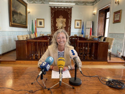 Qui&ntilde;ones no dice que la dimisi&oacute;n de la alcaldesa de Castro-Urdiales lo es por intereses personales porque se dice que va a ser la segunda detr&aacute;s de Casares en las elecciones