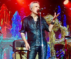 Ramoncín, El Norte, El Pulpo DJ, Maneras de Vivir y un tributo a Queen, mañana en Remember Campa