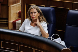 Raquel S&aacute;nchez exculpa a Adif y Renfe recibieron notificaci&oacute;n" sobre incidencias en la v&iacute;a por el incendio de Bej&iacute;s