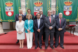 Real, Tezanos, Sota… están desgastando al PRC y a su presidente Revilla?