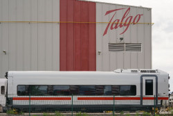 Renfe, sin credibilidad, dice  garantiza la circulaci&oacute;n ma&ntilde;ana de los casi 20.000 viajeros con billete de tren Talgo Avril tras la aver&iacute;a de hoy