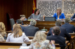 Reprimenda en el Senado a Armengol por acabar la comisi&oacute;n insinuando que se vote contra PP y Vox el 9J