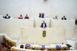 Revilla dice que  pondr&aacute; "todos sus medios" para evitar la huelga del Sindicato de  M&eacute;dicos para no da&ntilde;ar a los m&aacute;s vulnerables