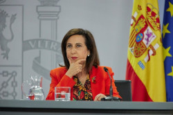 Robles dice lo que no dice  la OTAN que defender&aacute; Ceuta y Melilla cuando a quien hay que pregunt&aacute;rselo es a EEUU