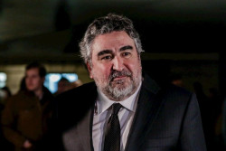 Rodr&iacute;guez Uribes entiende "la preocupaci&oacute;n" de los futbolistas porque es la misma que la del Gobierno