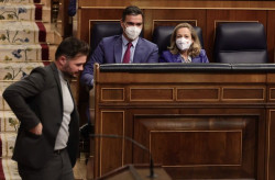 Rufi&aacute;n le dice a S&aacute;nchez menos Pegasus y m&aacute;s independencia 