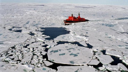 Rusia no puede con Ucrania y se lanza a -ensuciar-el Ártico