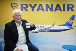 Ryanair anunciar&aacute; hoy recortes de un mill&oacute;n de plazas para el verano en respuesta a Aena