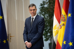 S&aacute;nchez acudir&aacute; el lunes en Egipto a la firma del acuerdo para poner fin a la guerra en Gaza, invitado por el l&iacute;der egipcio